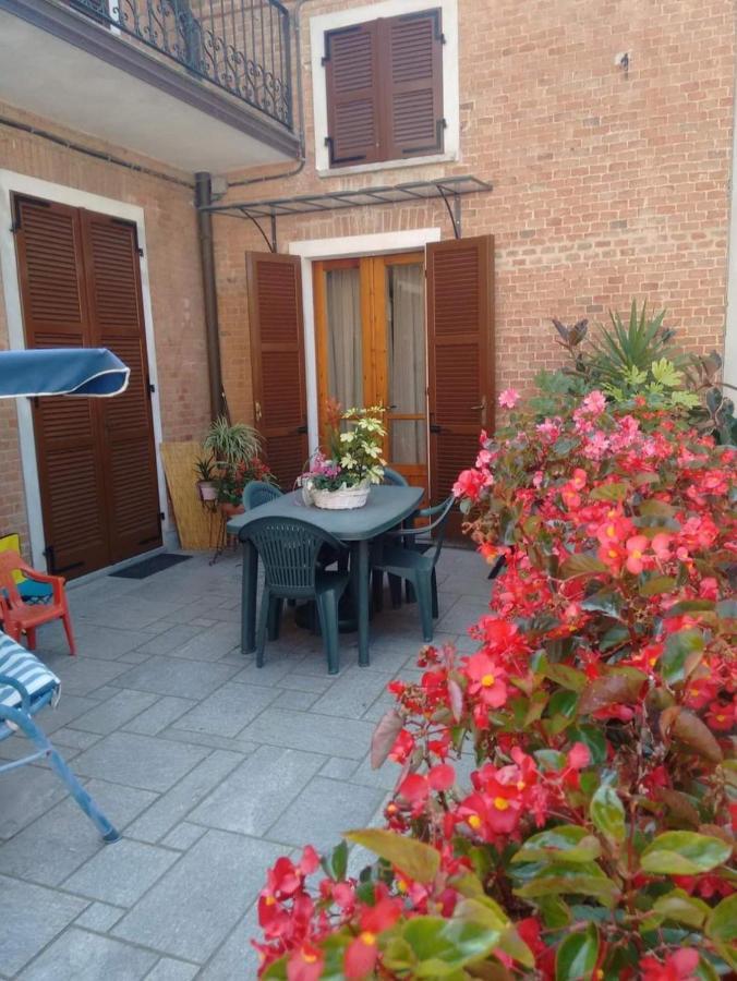 Bed and Breakfast A Casa Di Bianca Portacomaro Екстер'єр фото